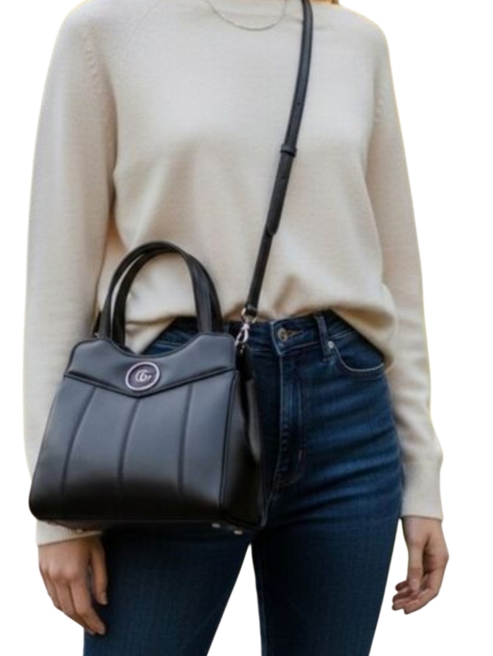 A Gucci Designer Black Leather Shoulder Bag Purse